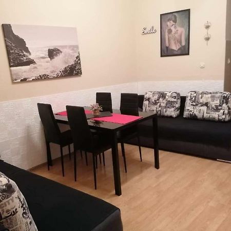 Apartman Miki Pula Luaran gambar