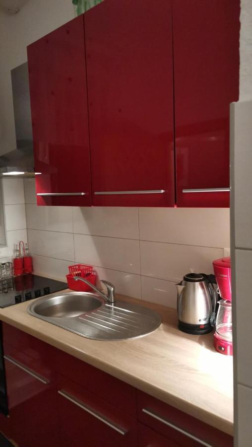 Apartman Miki Pula Luaran gambar