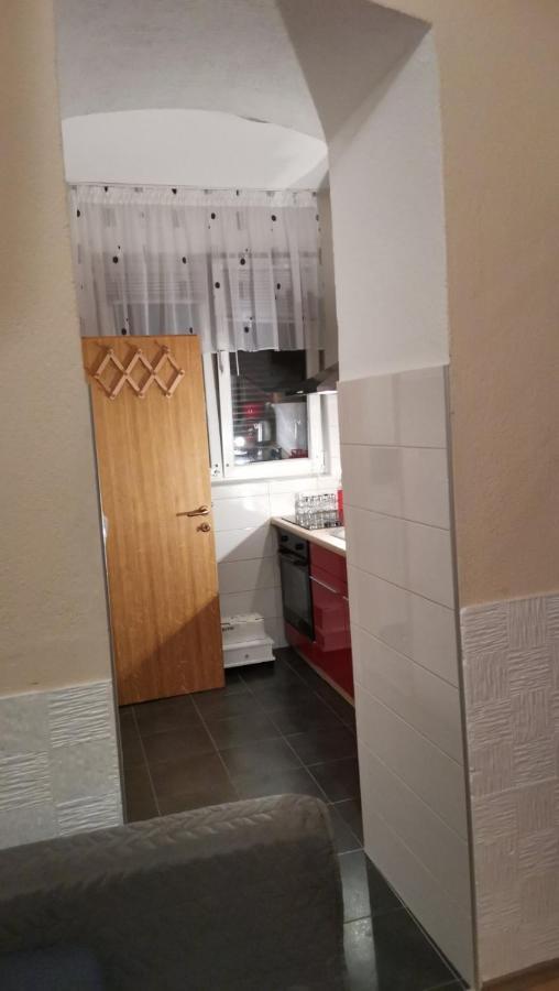 Apartman Miki Pula Luaran gambar